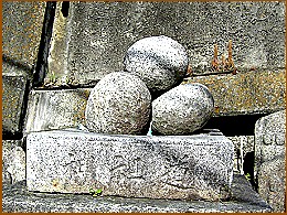 ���`���c�_