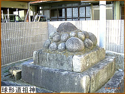 ���`���c�_