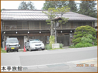 �{������