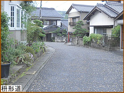 �]�ˑ��̞e�`��