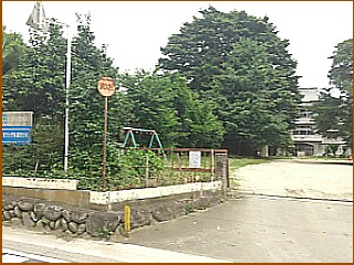 郷原一里塚跡付近